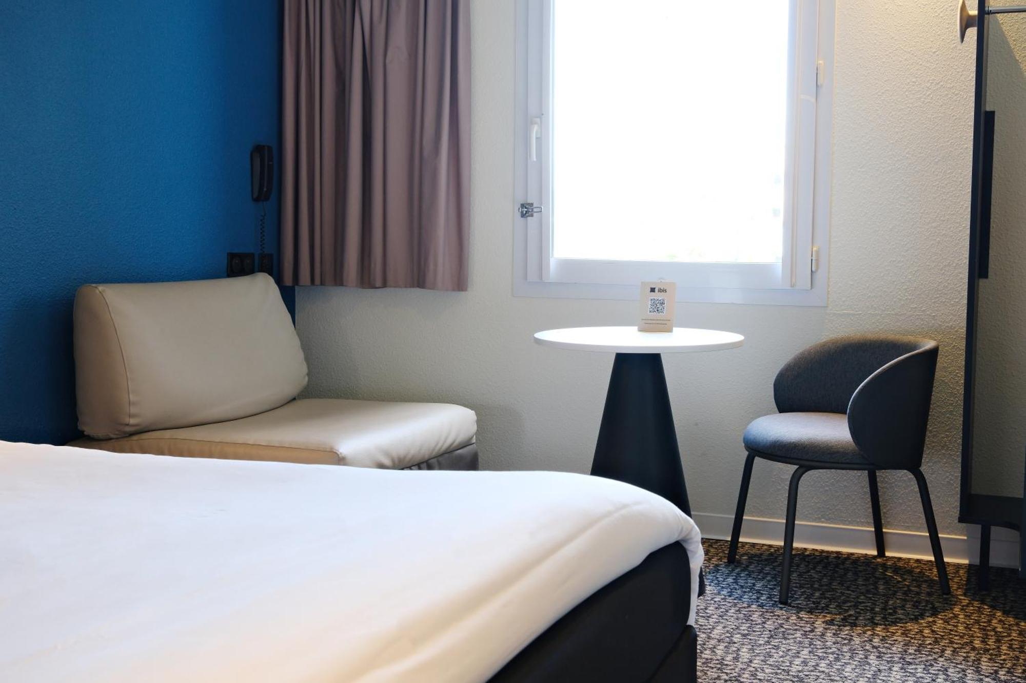 Ibis Avranches Baie Du Mont-Saint-Michel Hotel Exterior photo