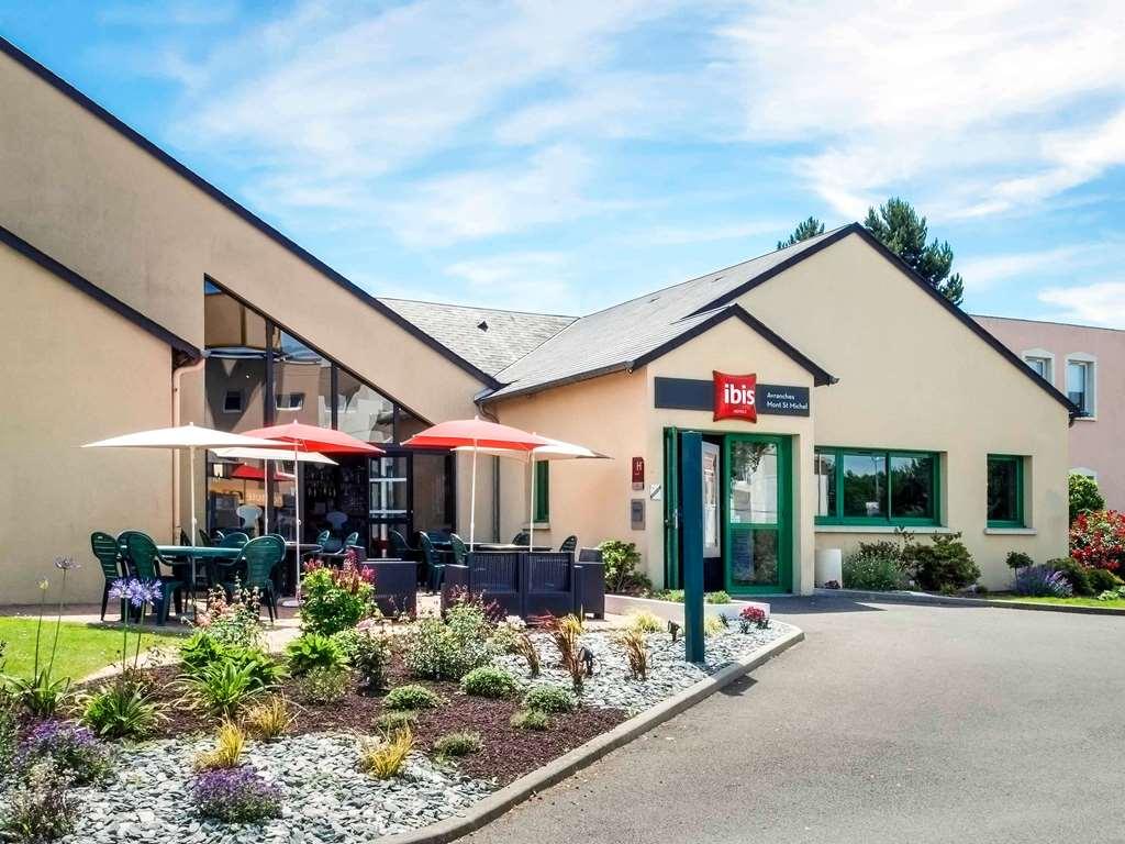 Ibis Avranches Baie Du Mont-Saint-Michel Hotel Exterior photo